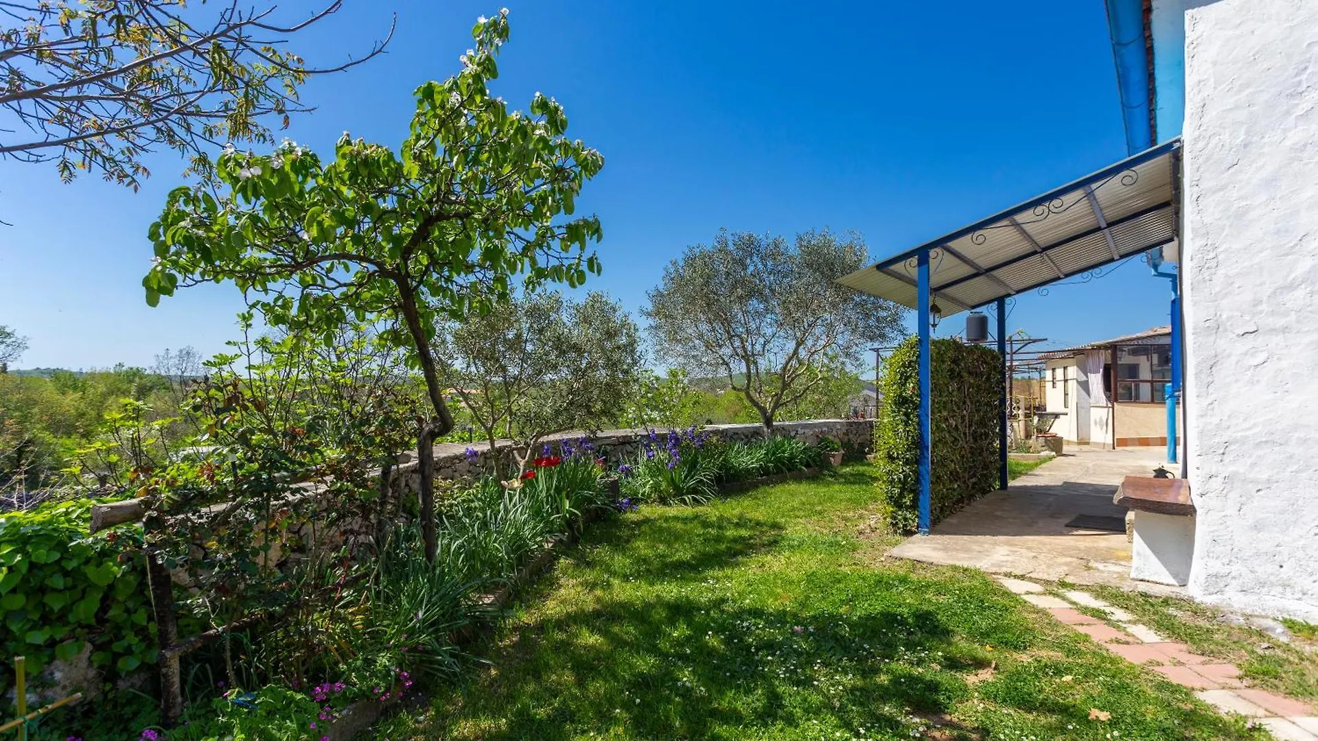 Holiday House Gioia Cristina Labin